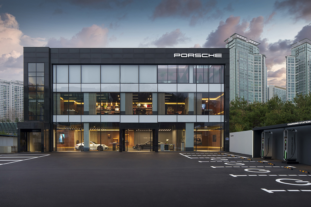 Porsche Studio Bundang