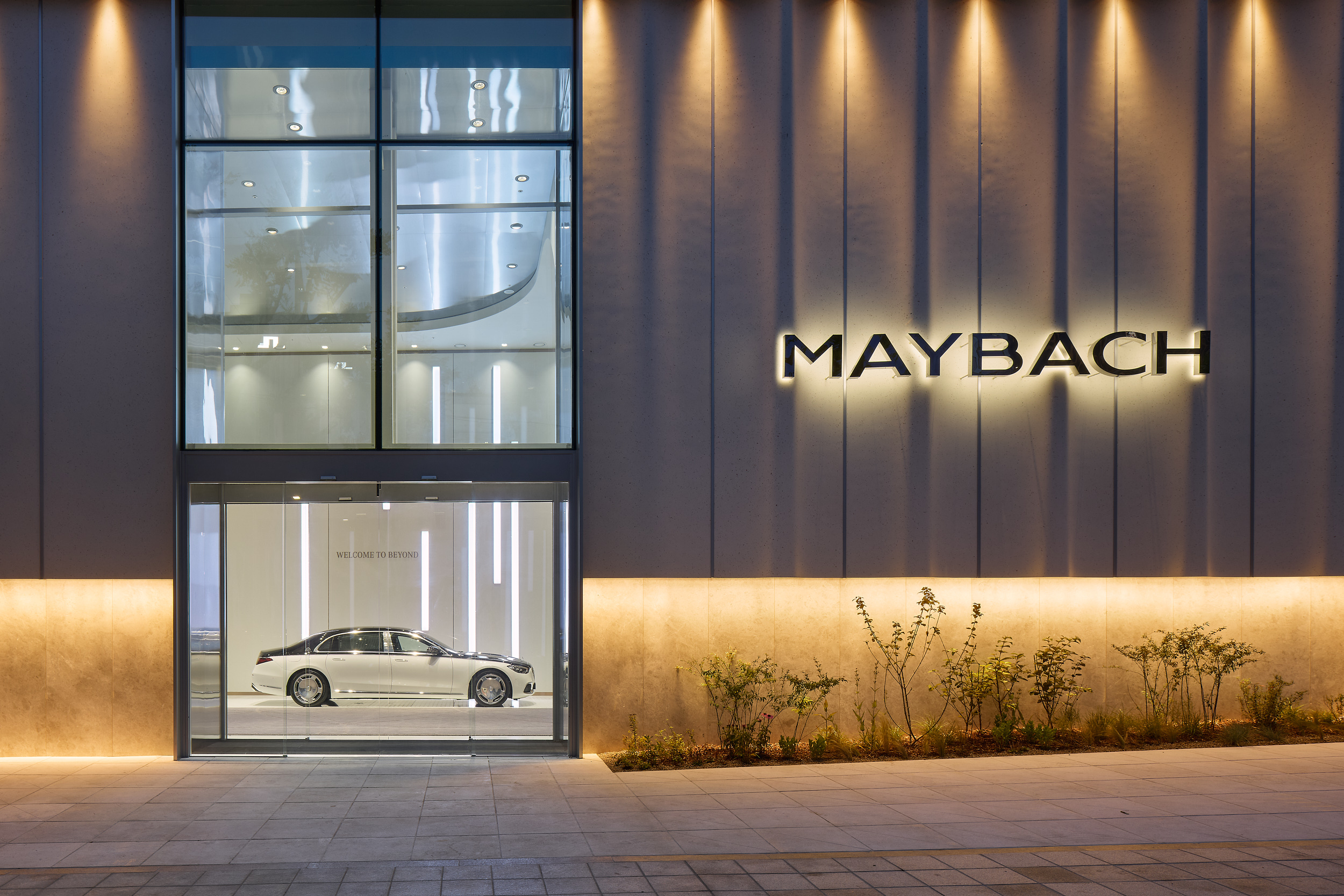 Maybach Brand Center Seoul